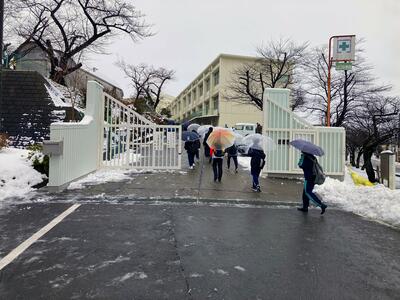 ２月６日　生徒の登校２