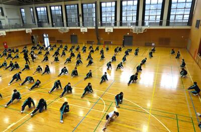 ３月２５日　２年学年レク2